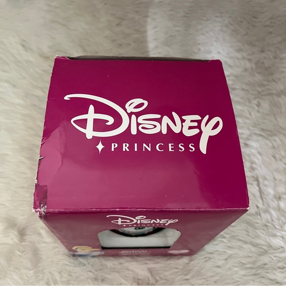 Disney Princess Water ball Snow globe - Picture 7 of 9